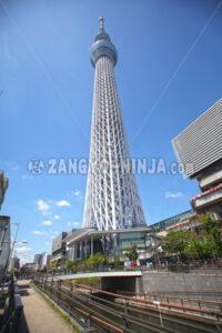Vista completa della Tokyo Skytree da est – Foto - Zangyo-Ninja
