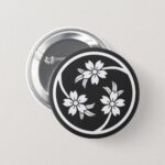 [Family Crests] 3 Cherry blossoms Flowers button