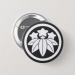 Family Crests Kikyo Flowers Round Pin back Button