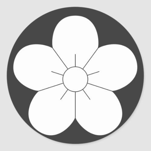 family_crests_flowers_classic_round_sticker-plum_tree Plum Flowers for Kamon Round Sticker