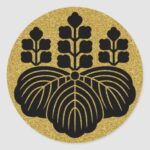 Paulownia 5 7kiri for family crests Classic Round Sticker