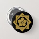 Ryoma Sakamotos kikyo flower with cross lines Button