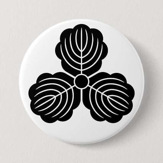 Three oak leaves as Japanese family crests button