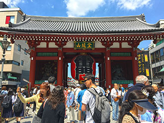 Front of Kaminarimon at Asakusa