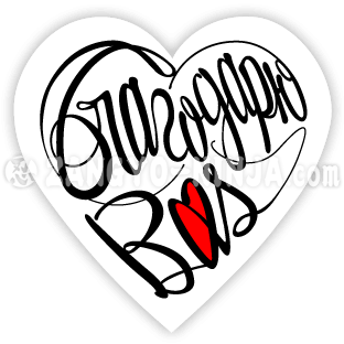 Благодарю вас и любовь в виде типографики в форме сердца